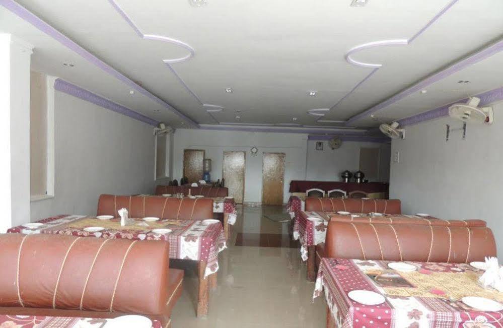 Hotel Thai International พุทธคยา ภายนอก รูปภาพ